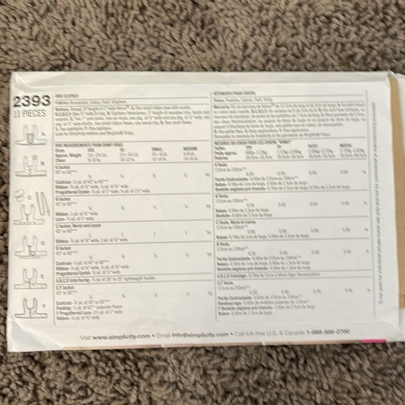 Simplicity 2393 dog costumes new - Picture 2 of 2